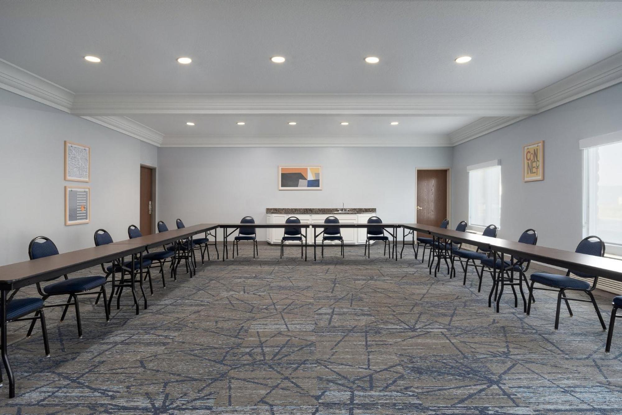 Holiday Inn Express Hotel & Suites Saginaw By Ihg Luaran gambar
