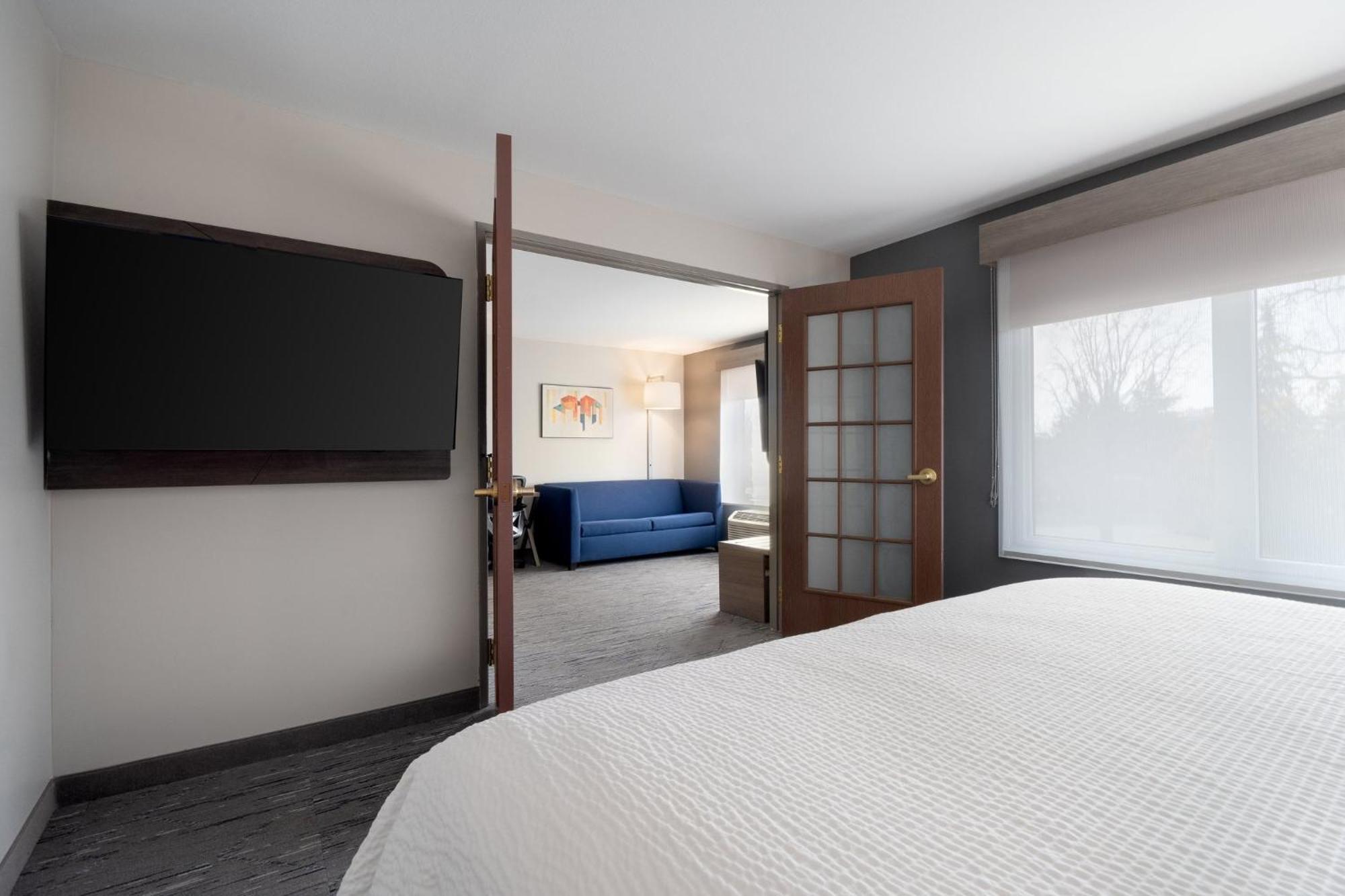 Holiday Inn Express Hotel & Suites Saginaw By Ihg Luaran gambar