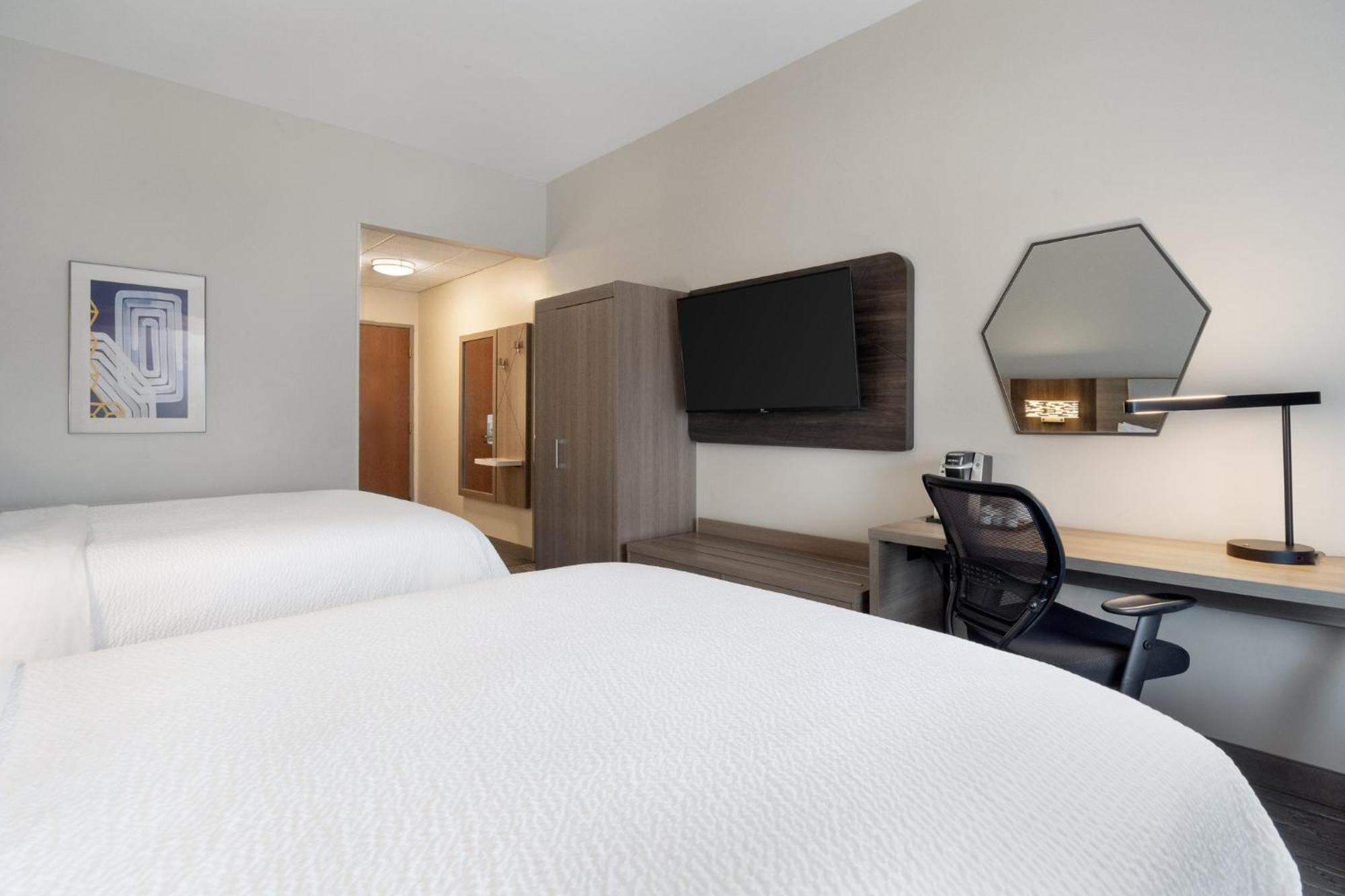 Holiday Inn Express Hotel & Suites Saginaw By Ihg Luaran gambar