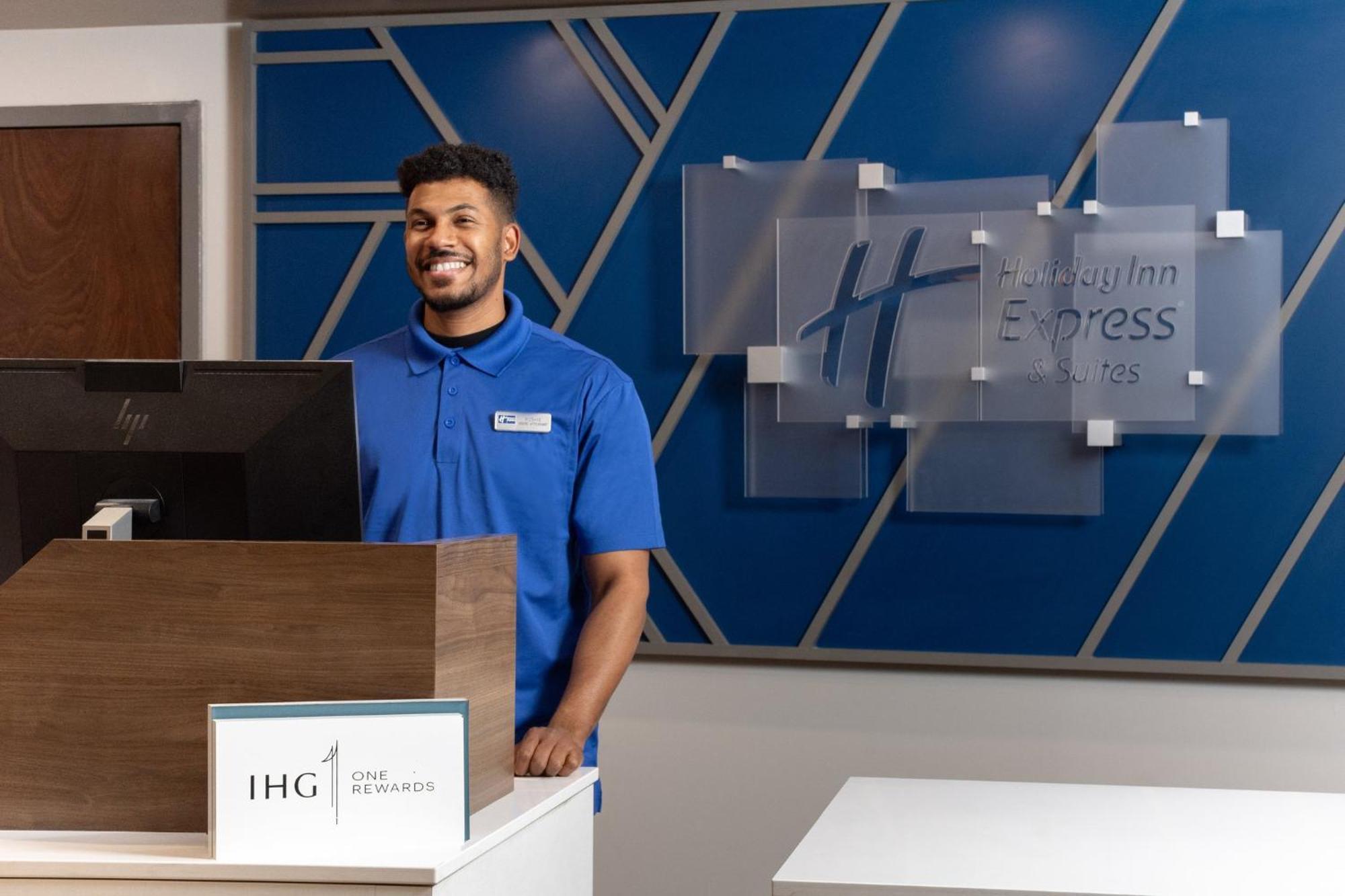 Holiday Inn Express Hotel & Suites Saginaw By Ihg Luaran gambar
