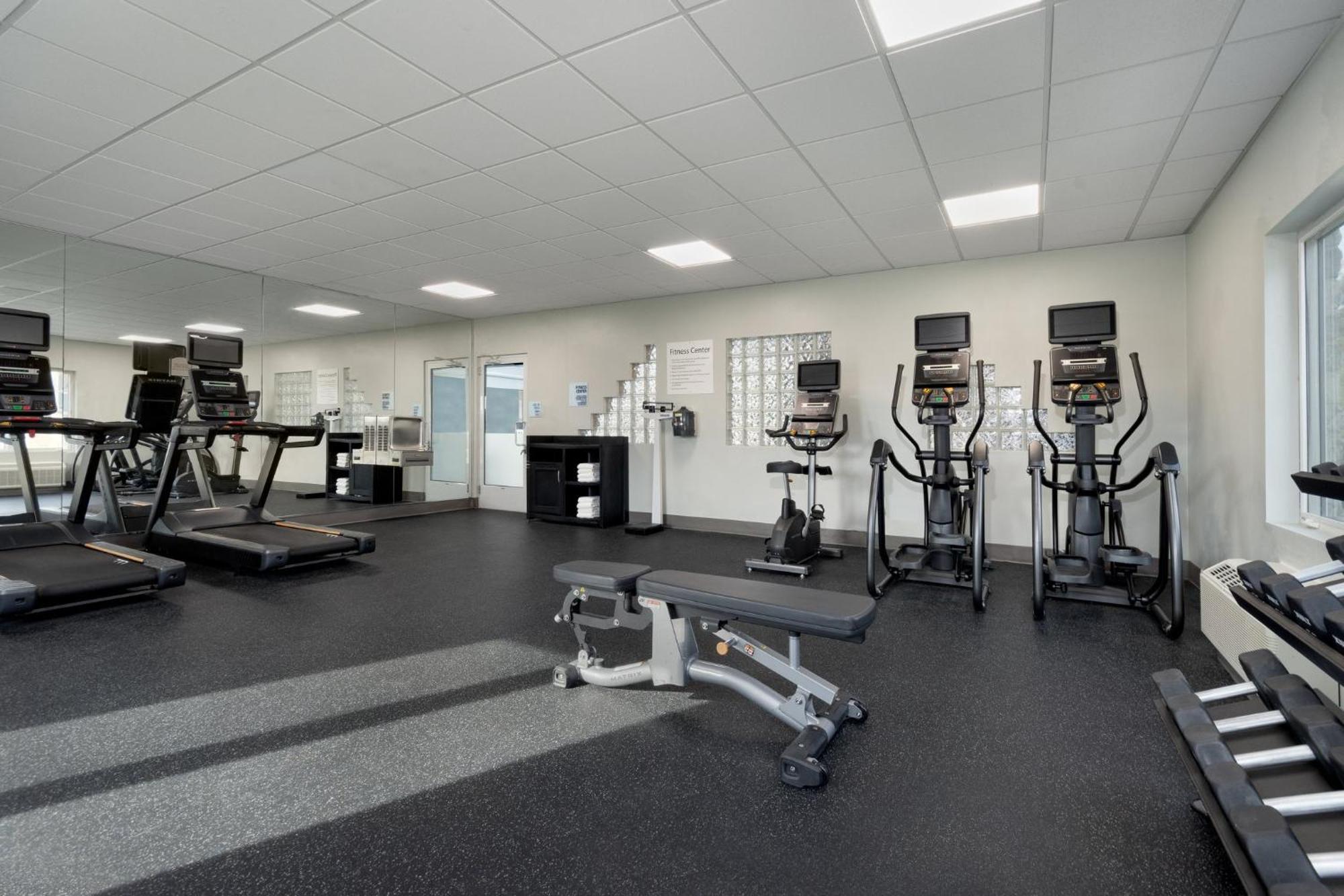 Holiday Inn Express Hotel & Suites Saginaw By Ihg Luaran gambar